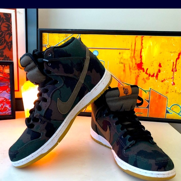 Nike Other - Nike SB Dunk High